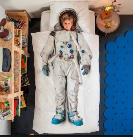 space themed bedroom with space astronaut bedding set